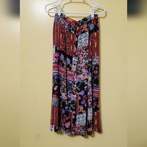 Samantha USA patch floral maxi skirt. Size medium